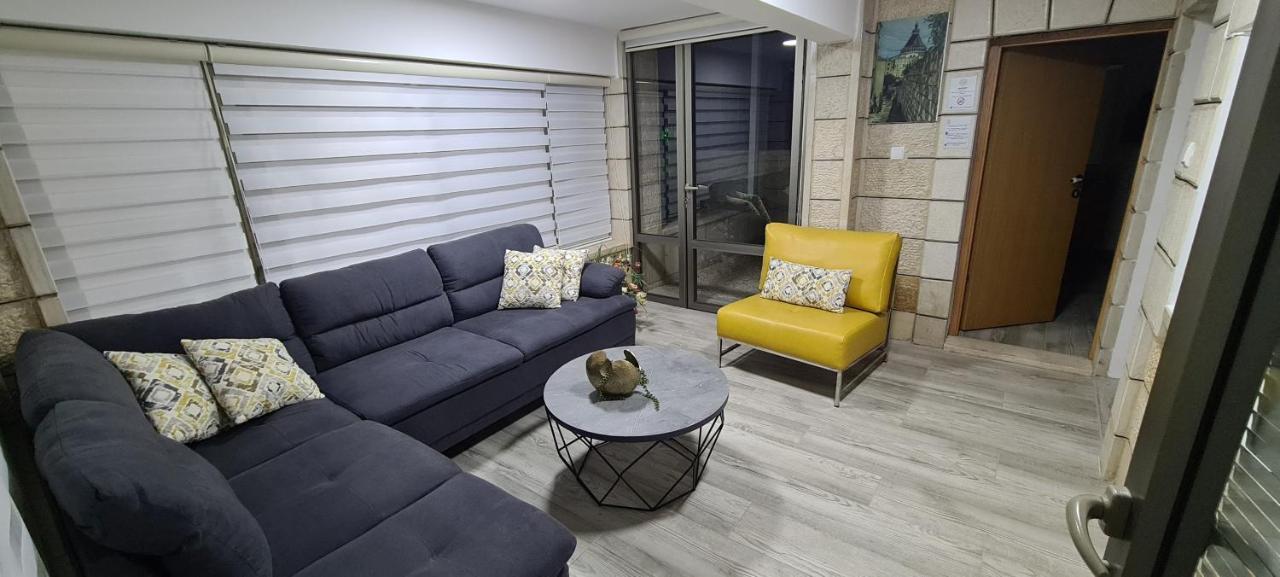 Maria'S Guesthouse - Uphill View Of Nazareth F 外观 照片